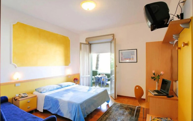 Hotel Etna