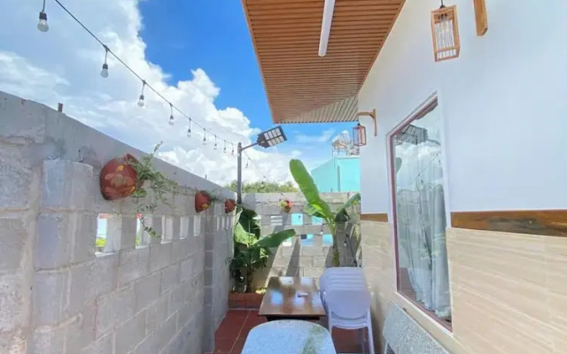Sea-breeze homestay