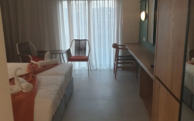 Mazoren Art Hotel