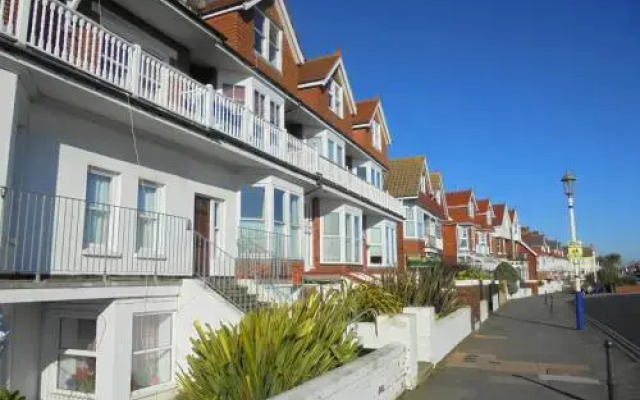 Seabreeze Apartment