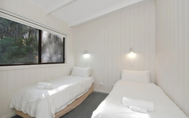 Beacon Point Ocean View Villas