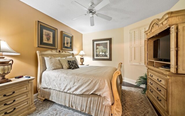 Crb1216 2 Bedroom Condo