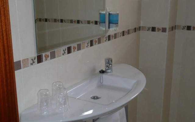 Hotel Mayna