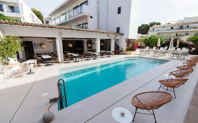 Petit Garden Hotel by Flacalco