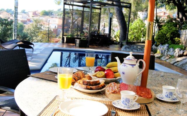 Places4stay Villa Figuera