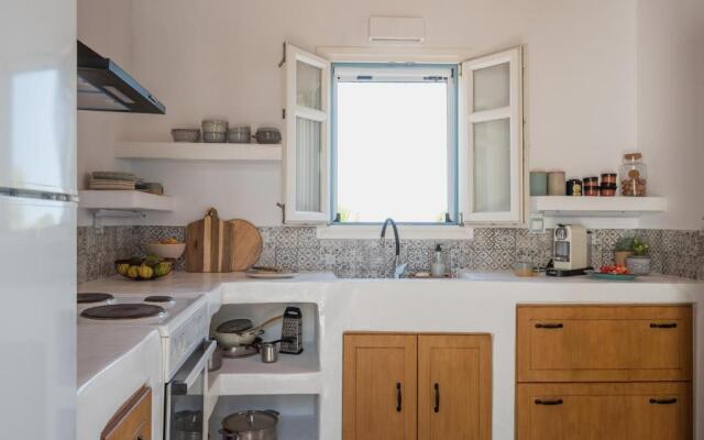 Rosemary Residence in Ampelas. 3 bedroom house