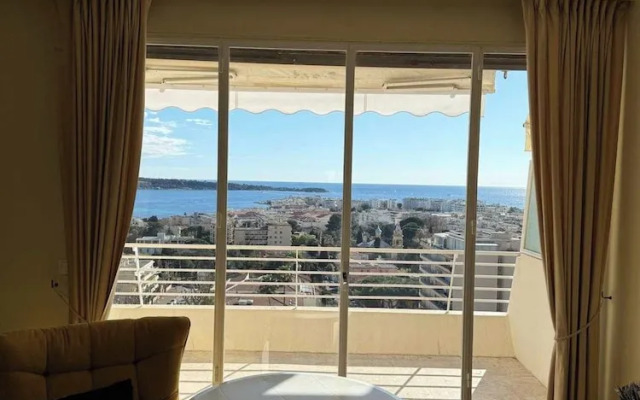 Flat -2bdr/4p - SEA View