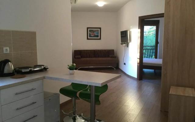 Olive Terrace Apartments 3