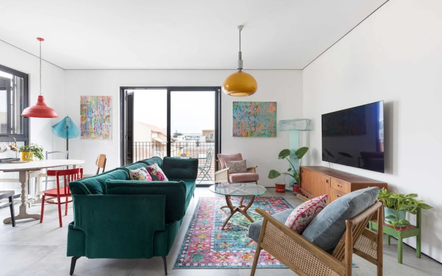 Netas Art by TLV2RENT