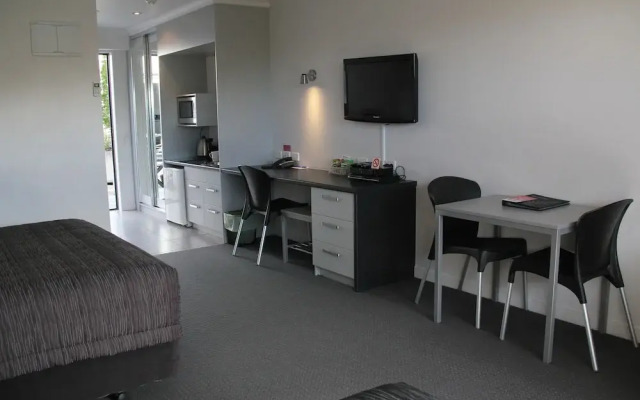 Pukekura Motor Lodge
