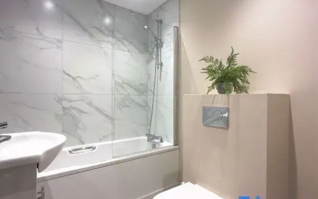 Stylish Double Room with Comfort & Light