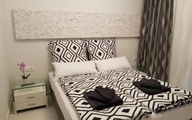 Laura Grande Apartment