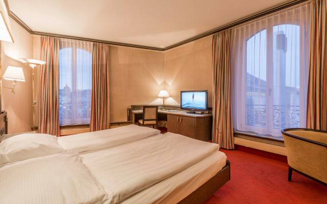 Hotel Monopol - Image 2