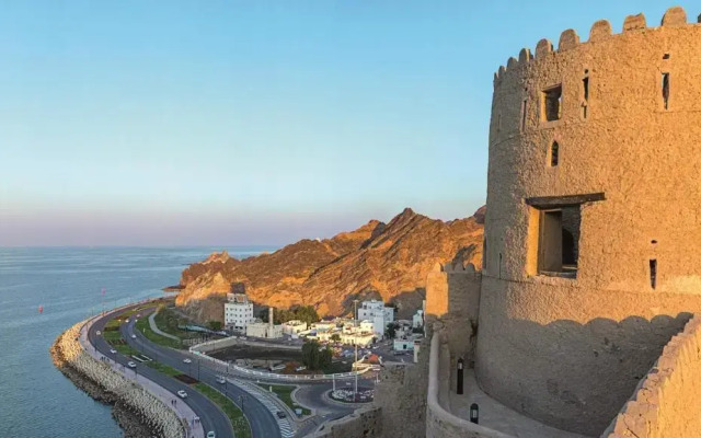 Fort Guesthouse نُزل القلعة