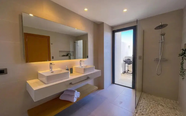 Super Chic and new Penthouse Steps From the Beach