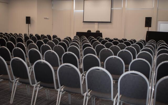 Maran Suites & Towers - Hotel & Spa