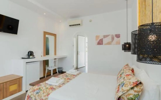 Belmare Hotel