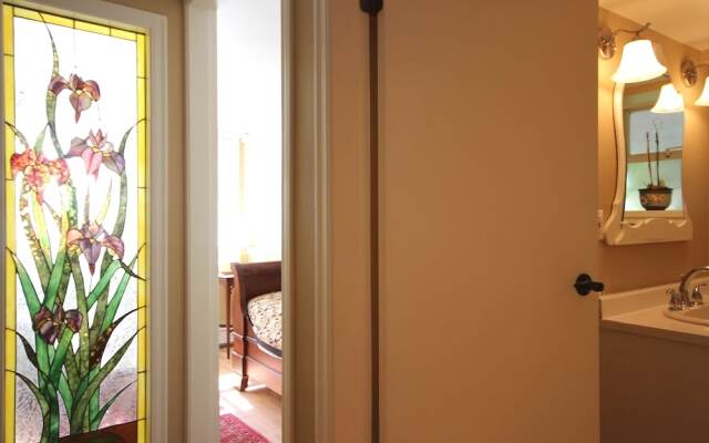 English Bay Inn Bed and Breakfast