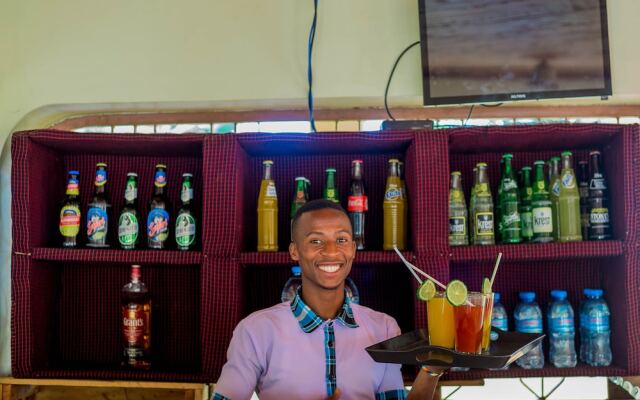 Kilimanjaro Summit Lodge