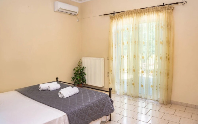 Villa Stella, 2 Bedrooms, Wifi, Near The Beach