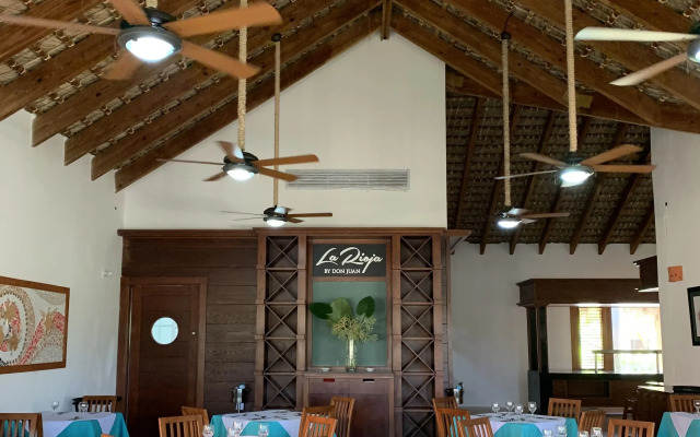 Sunset boutique hotel  All-Suites