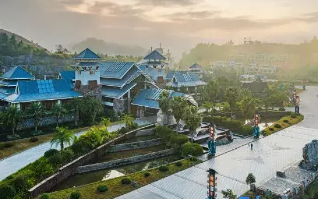 Tianfang Yuetan Hot Spring Resort