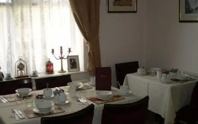 South Lea Hotel