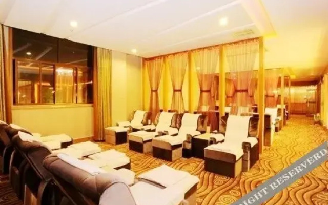 Zhisheng Hot Spring Hotel (Yi'nan Zhisheng Hot Spring Building 3)