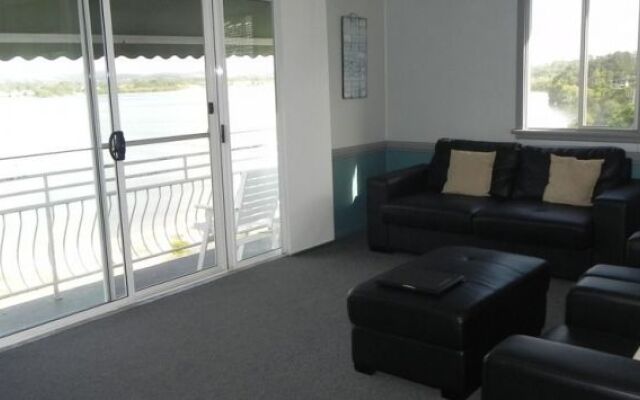 Leisure-Lee Holiday Apartments