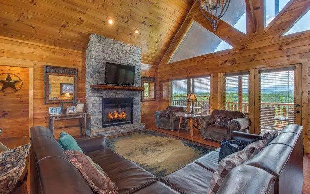 Dancing Bear Lodge