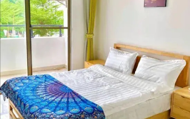 Ledong Zhongyun Homestay