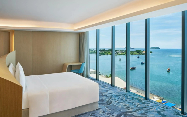 Le Meridien Kota Kinabalu