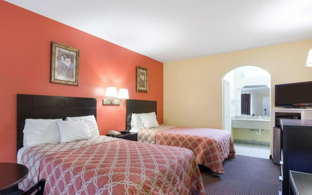 Rodeway Inn & Suites Humble, TX