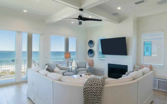 Viviana #1 by Southern Vacation Rentals