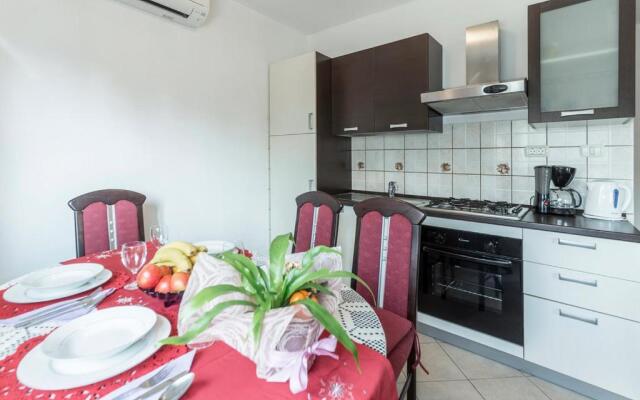 Apartment Matea