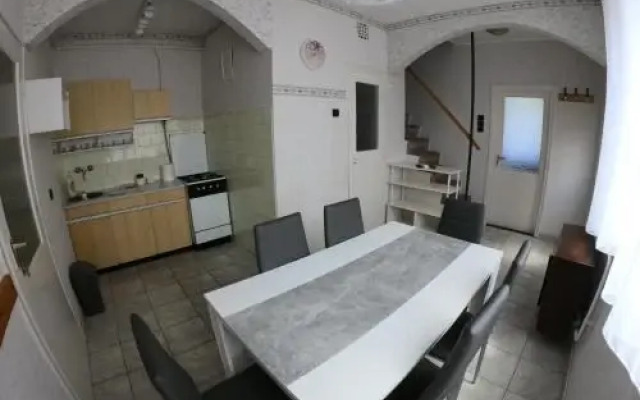 Attila Apartman