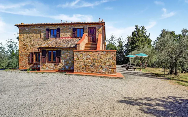 Countryside Holiday Home in Gambassi Terme With Garden