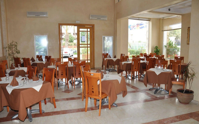 Golden Beach Appart'hotel