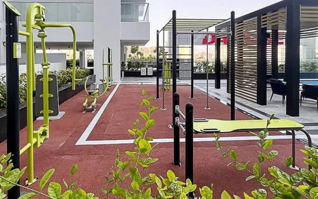 Homesgetaway -spacious 1BR Apt in Pearlz by Danube