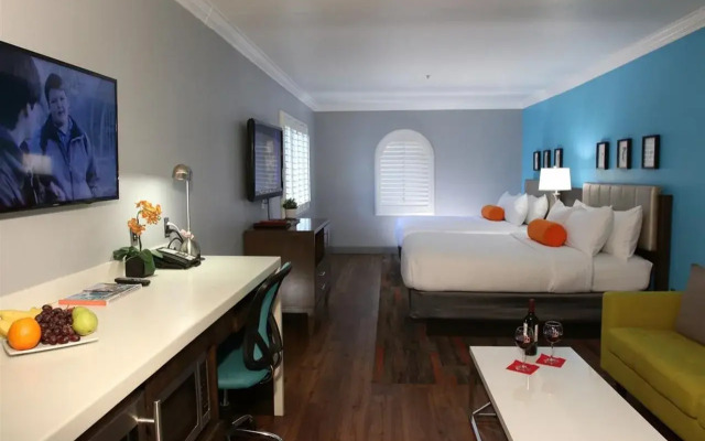 The BLVD Hotel & Suites