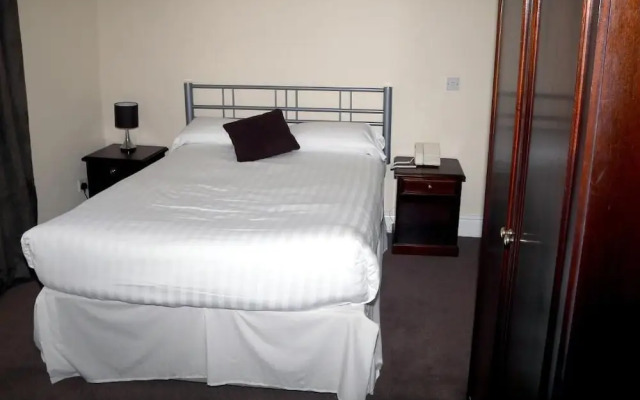 Rose & Crown Hotel