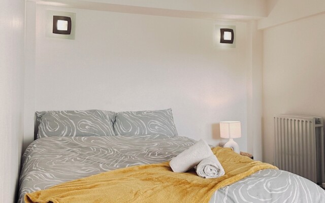 Beautiful 2-bed Apartment in London