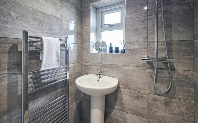 Host Stay Marsden Beach House