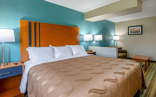 Quality Inn & Suites I-81 Exit 7