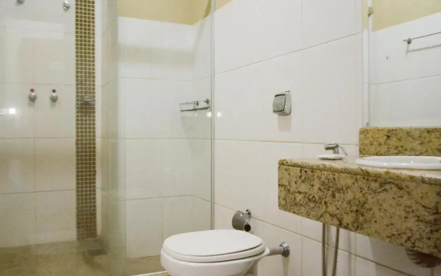 BOMBONATO HOTEL - Fácil Acesso ao Aeroporto e parque de Exposições ABCZ