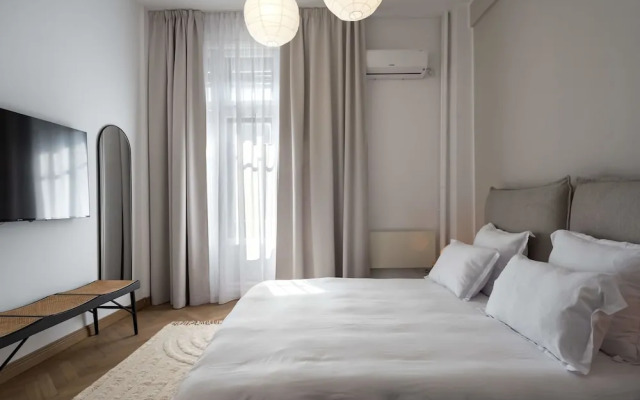 Stunning 3BR Apartment in Bucharest