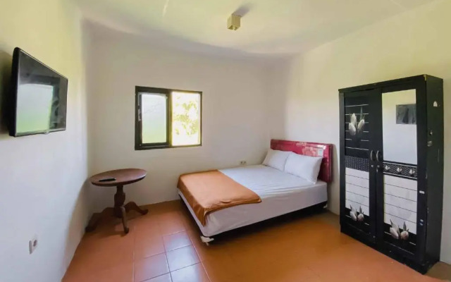 KoolKost At Tenggilis - Minimum Stay 30 Nights