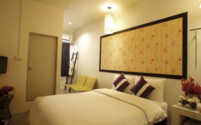 Walking Street Residence