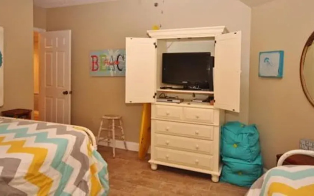 Ebb Tide 102 Apartment 2