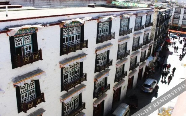 Zhaxi Quta Style Hotel